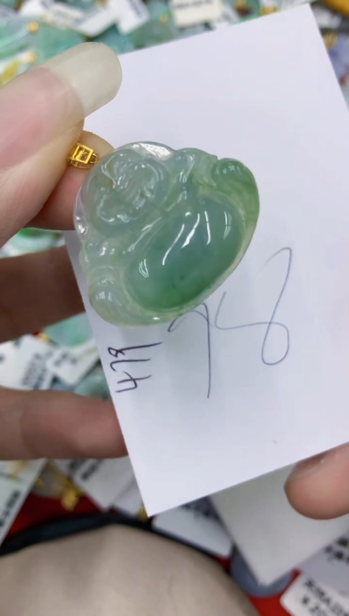 翡翠18K金镶嵌颈饰111111111111