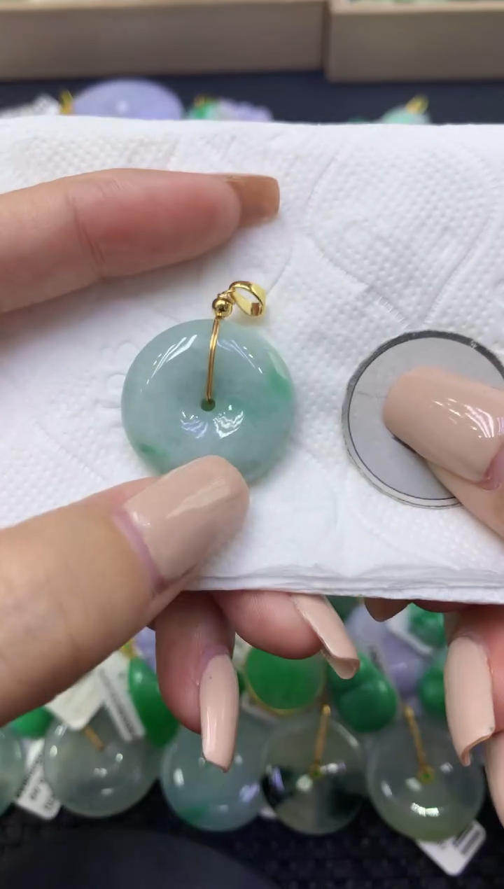 颈饰未镶嵌翡翠天然缅甸翡翠A货
