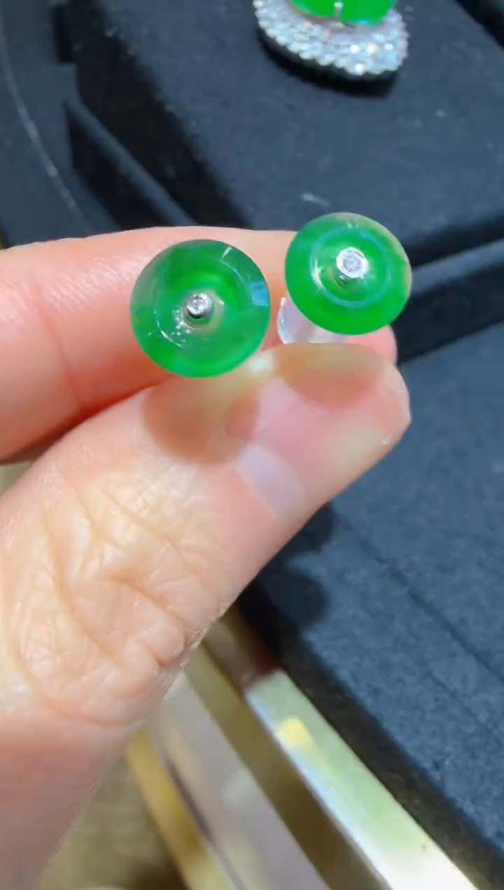 18K金镶嵌翡翠耳饰多样性团购发一件