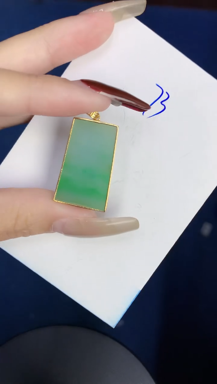 【闪购商品】翡翠颈饰18K金镶嵌00000000000