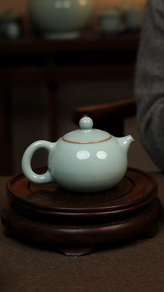 瓷片天青色全手工西施壶260ml一级礼盒包装