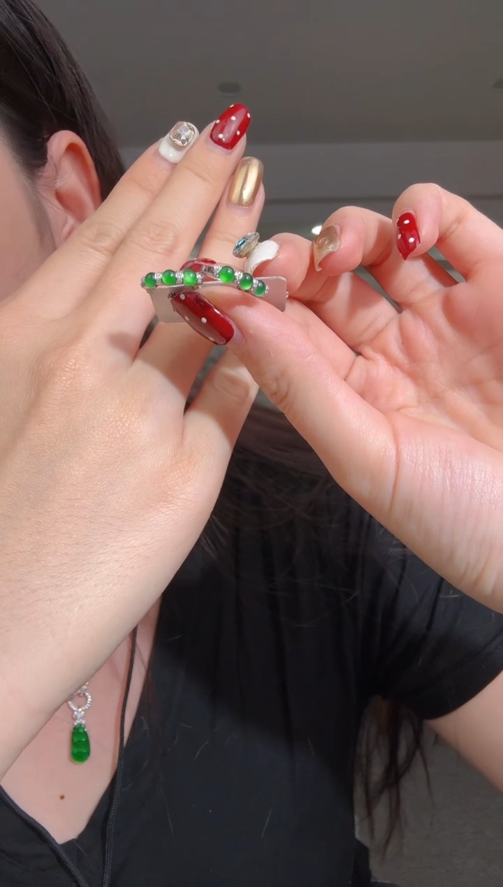 【闪购商品】翡翠耳饰18K金镶嵌蛋面