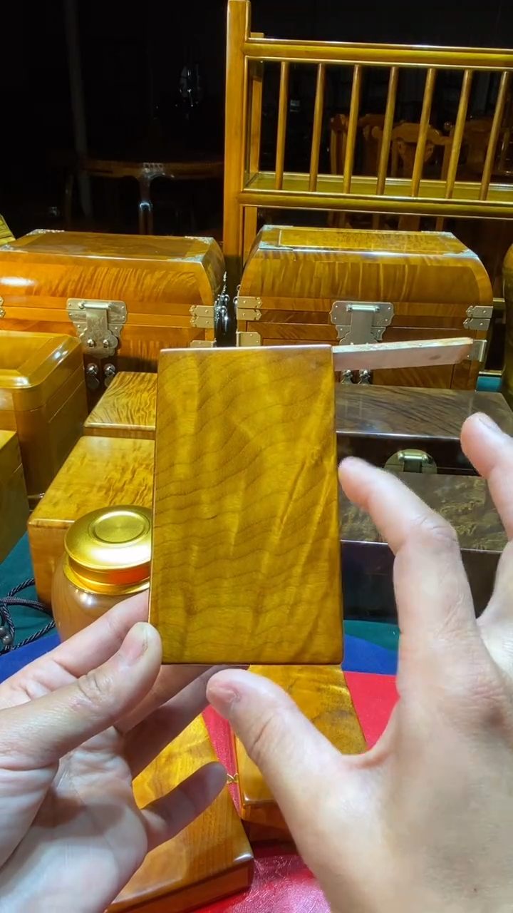 【闪购商品】金丝楠木艺小叶桢楠 细只烟盒