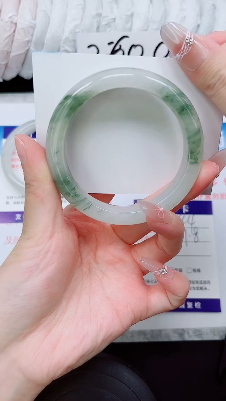 石英质玉手镯未镶嵌A44-57/58