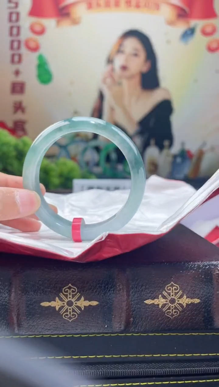 【闪购商品】翡翠手镯未镶嵌手镯7