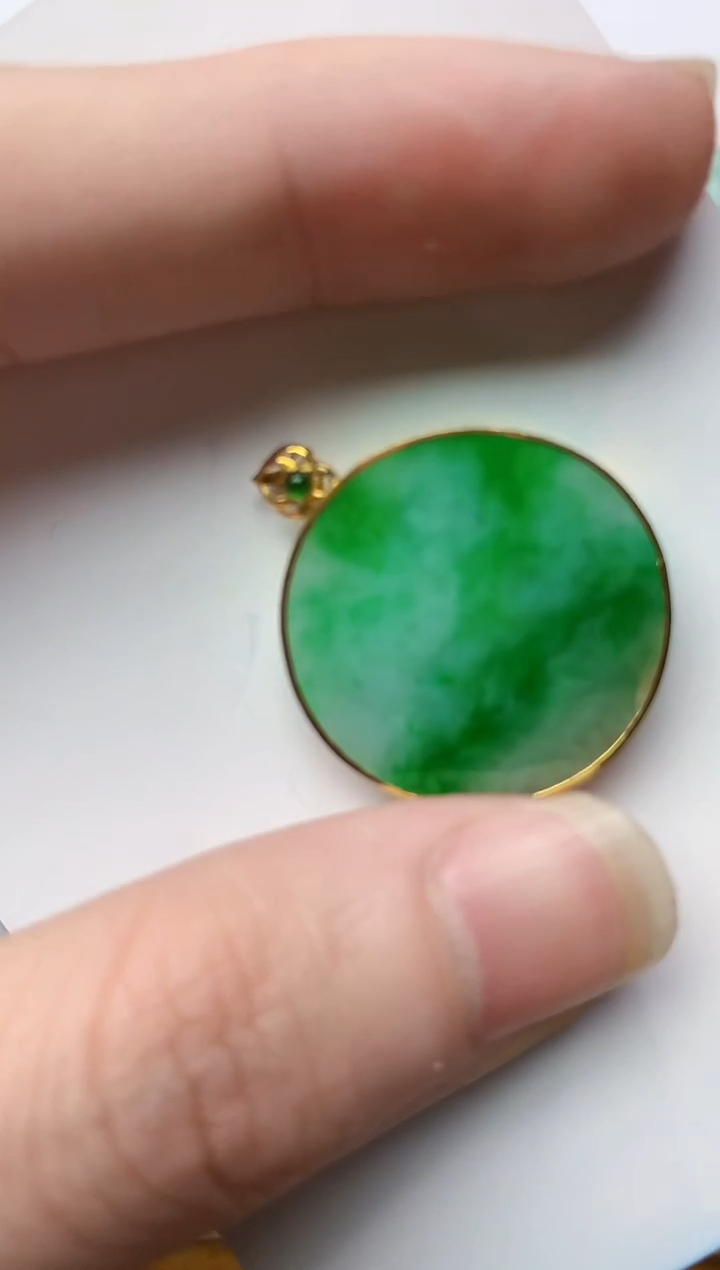 【闪购商品】翡翠颈饰18K金镶嵌84..........