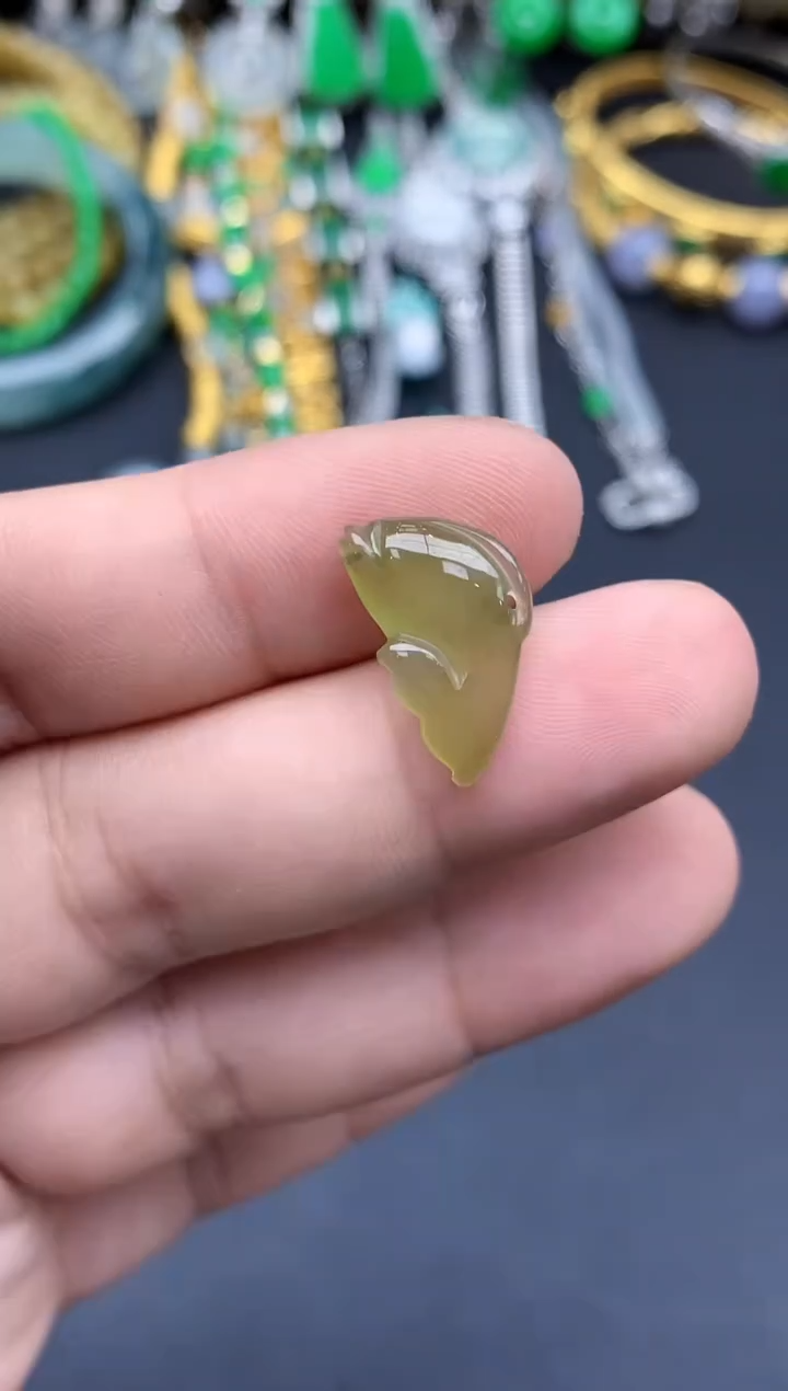 翡翠未镶嵌颈饰163-春日珠宝