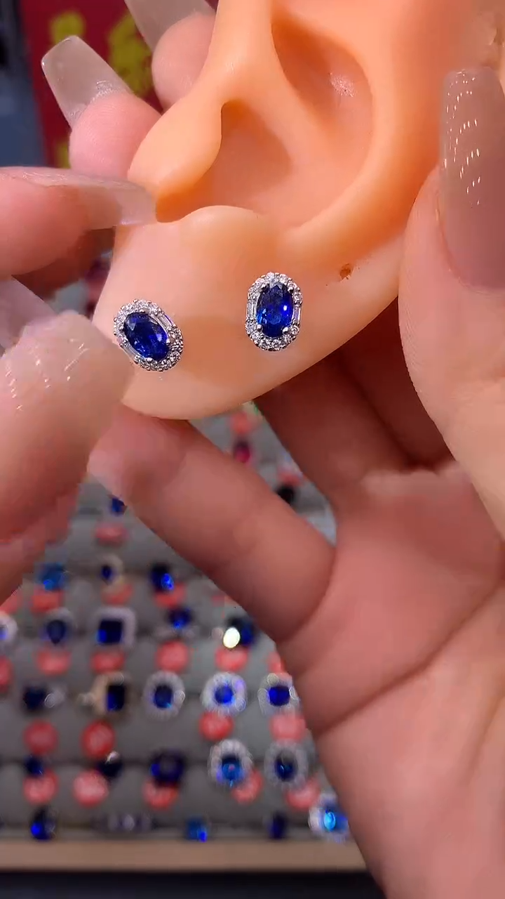 【闪购商品】蓝宝石耳饰银S925镶嵌11111