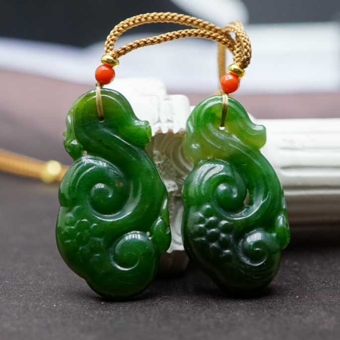 和田玉碧玉如意吊坠（多样性发其一） C070705