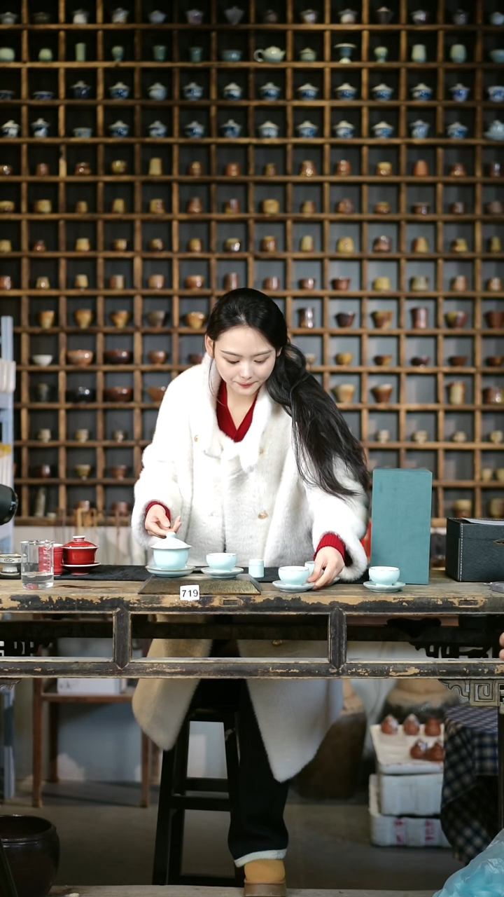 【闪购商品】瓷片719套组见山北野见山北野