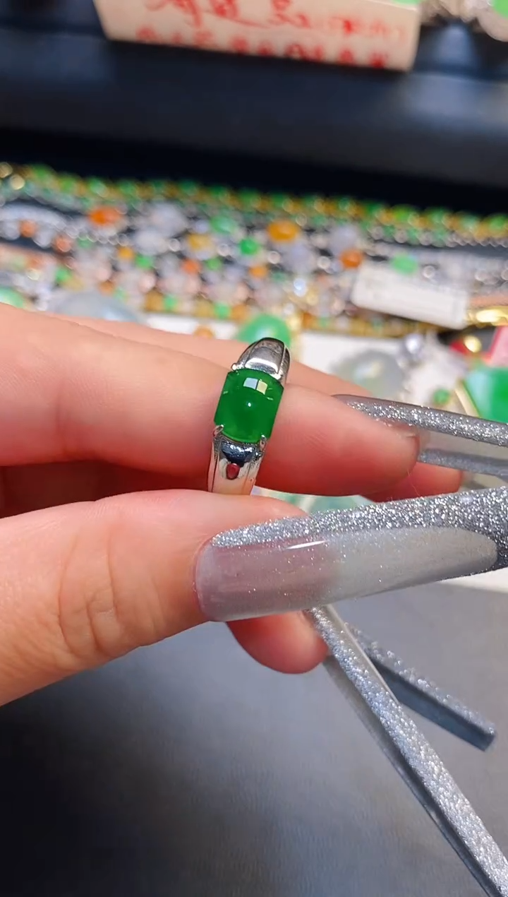 银S925镶嵌戒指翡翠天然