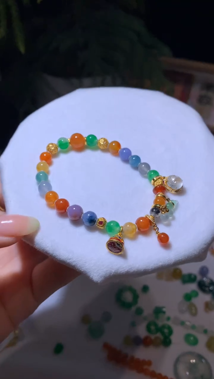 【闪购商品】定制翡翠未镶嵌4.5~7.7珠链88000+4400