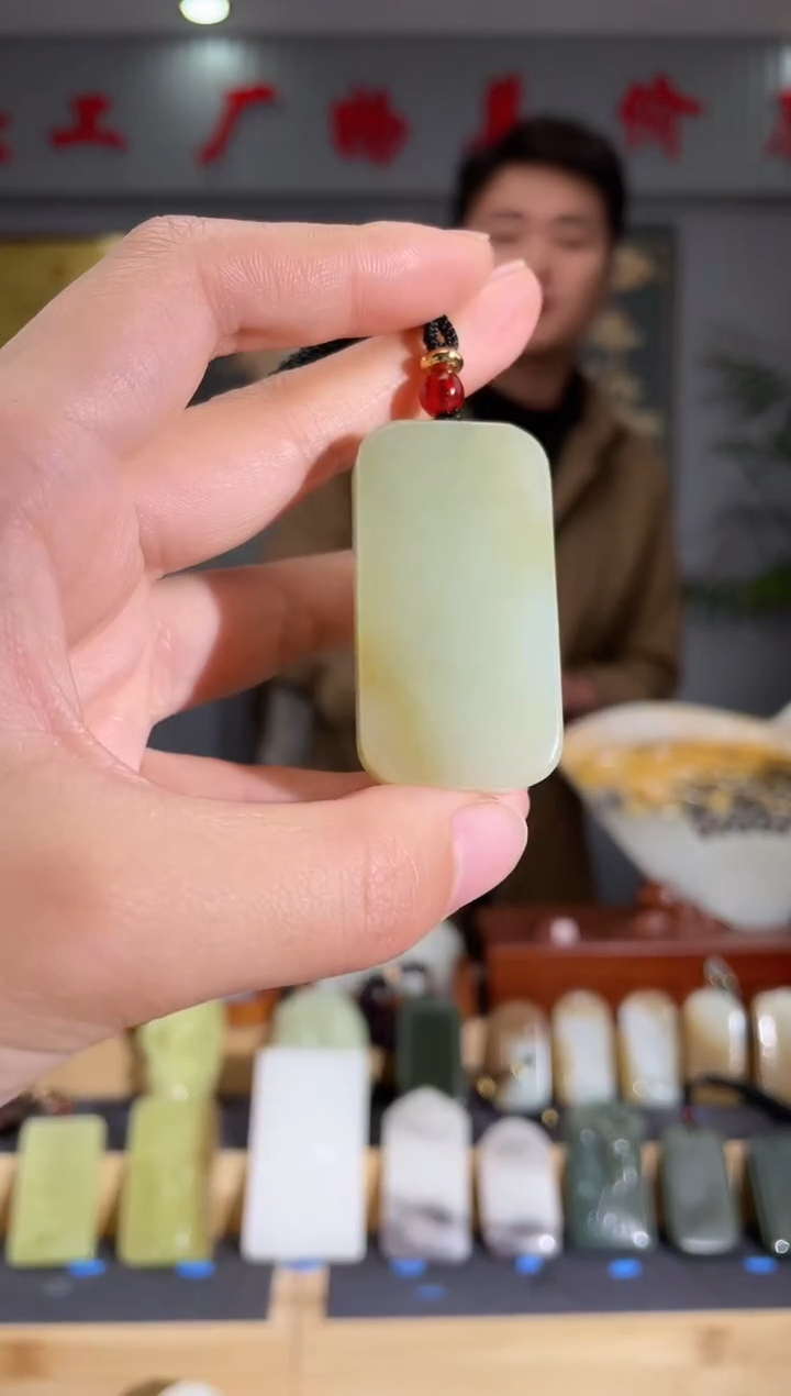 【闪购商品】和田玉颈饰未镶嵌拍一发一 多样性发货