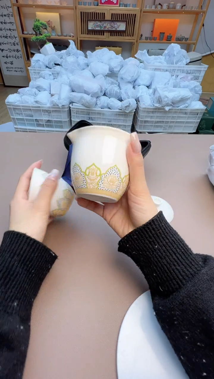 【闪购商品】摆件瓷制品S1111111111111