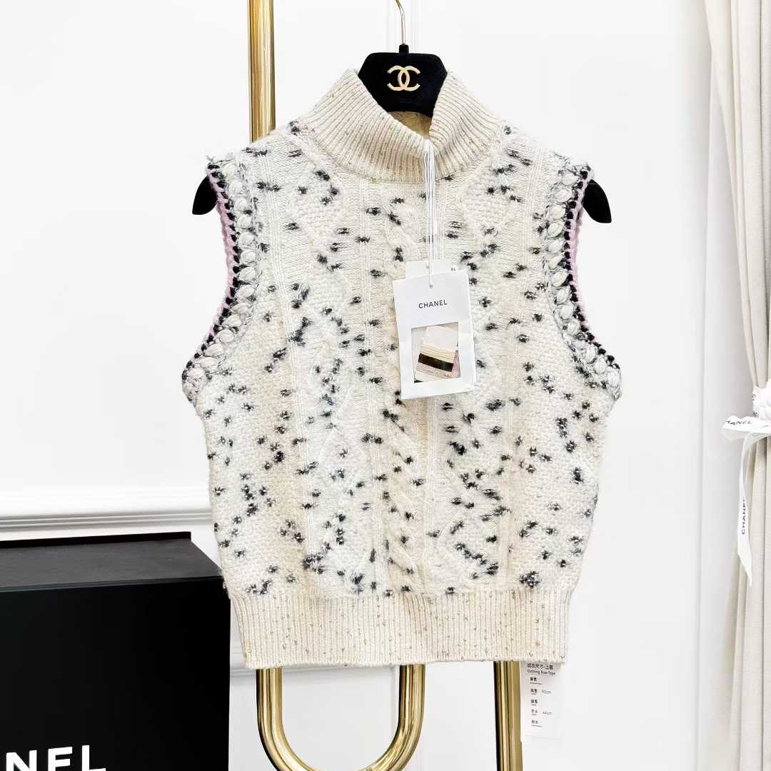 99新 Chanel/香奈儿 36码21A城堡系列黑白斑点高领无袖针织上衣