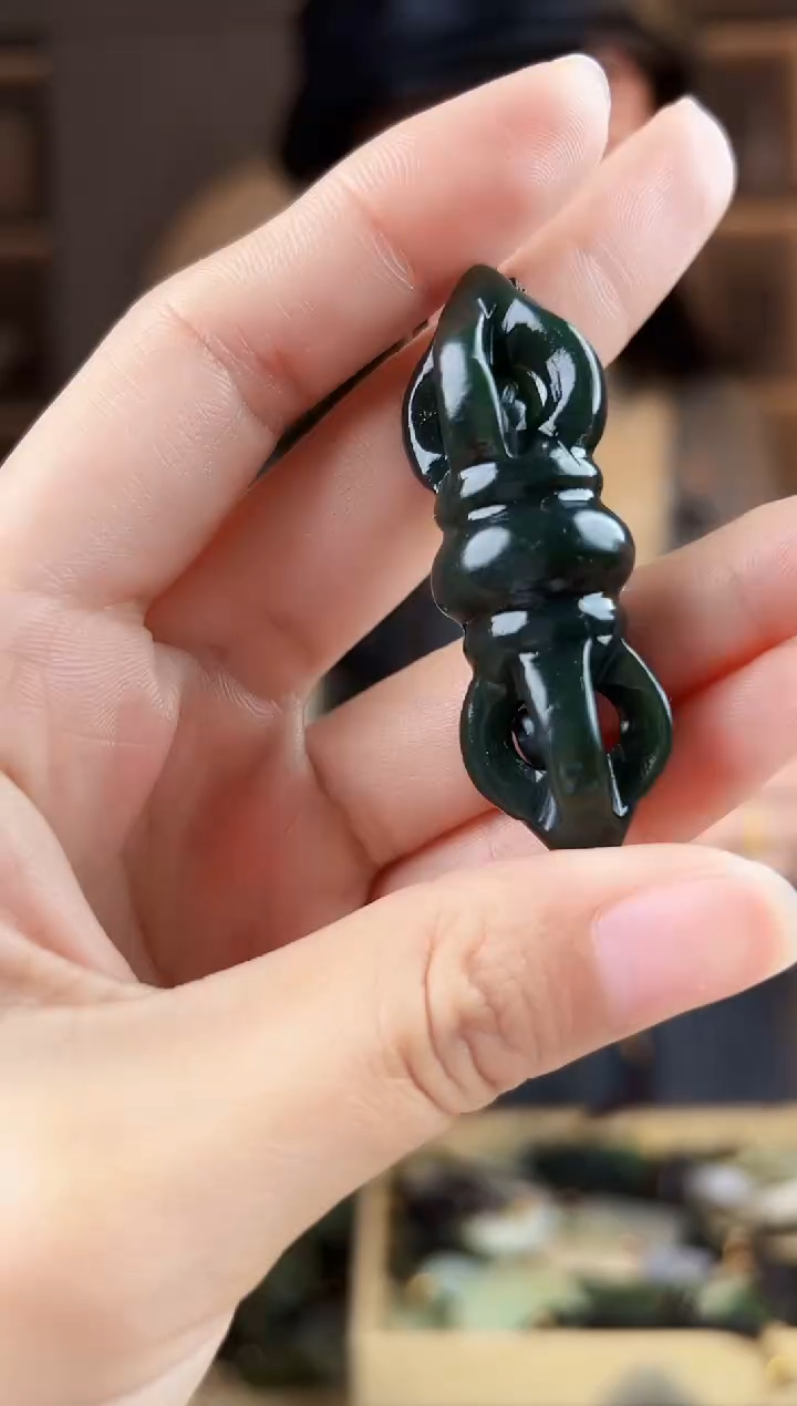 颈饰未镶嵌和田玉拍一发一，多样性发货