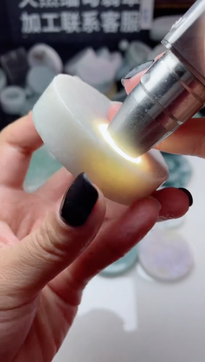 【闪购商品】翡翠颈饰未镶嵌2888......