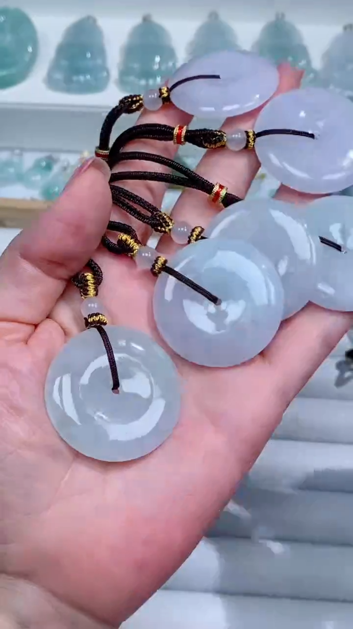 翡翠未镶嵌颈饰吊坠团购多样性发一件