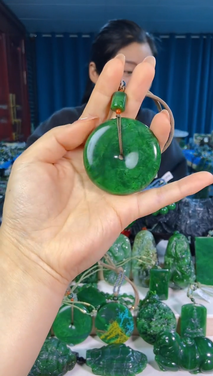 和田玉未镶嵌挂件1