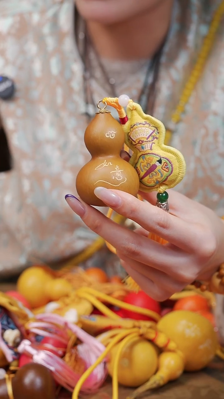 329漆艺工艺小葫芦19.9