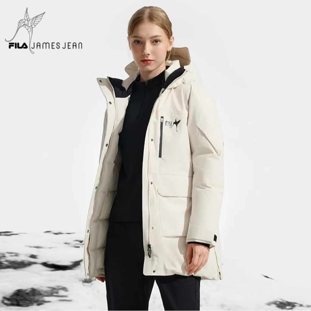Fila/斐乐【联名款系列】24女时尚舒适连帽中长款羽绒服A11W447916F