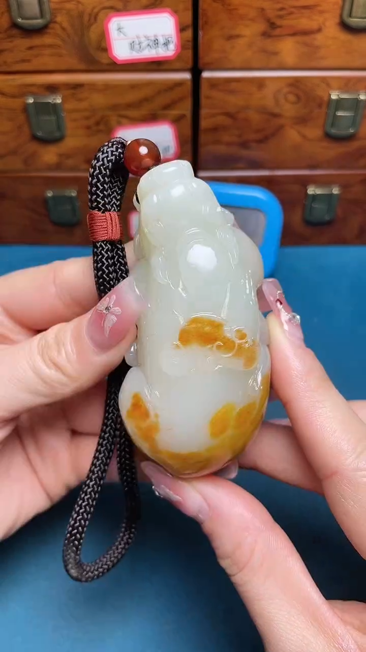 【闪购商品】和田玉把件未镶嵌和田玉