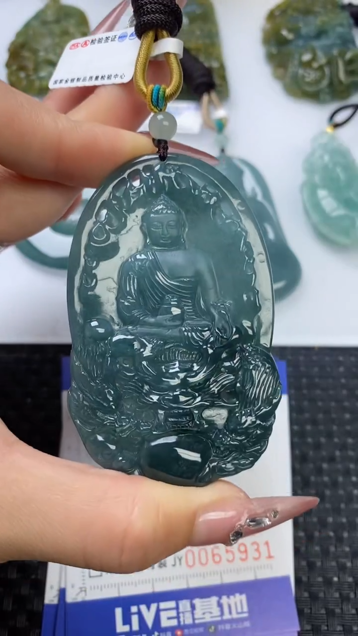 【闪购商品】翡翠颈饰未镶嵌111111111111111