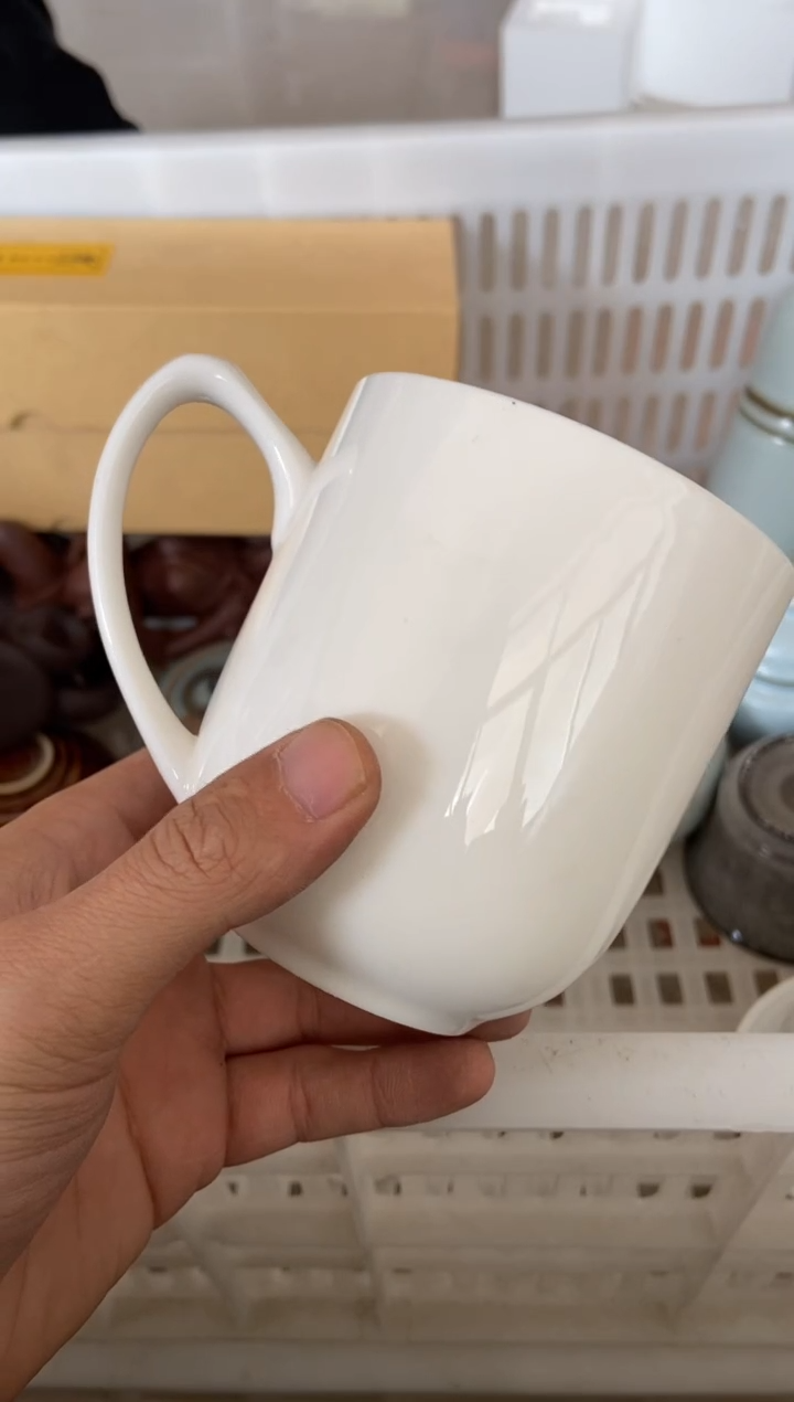 杯无运费险有瑕疵的摄影的产品有使用过的痕迹有点脏介意勿拍