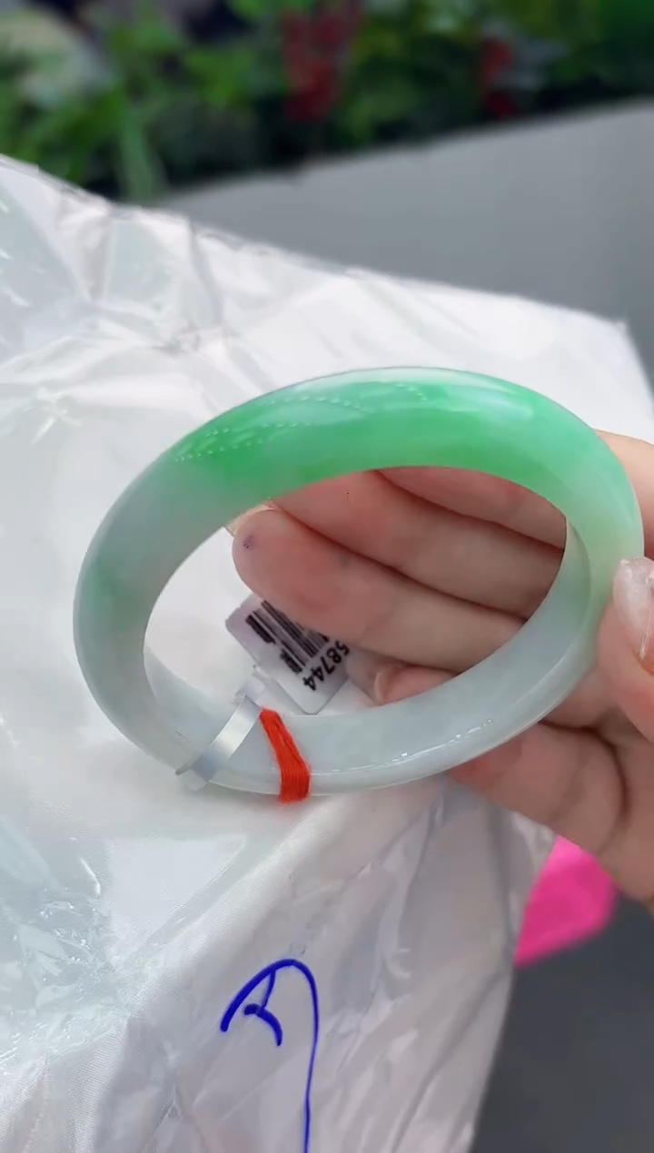 【闪购商品】翡翠手镯未镶嵌翡翠手镯