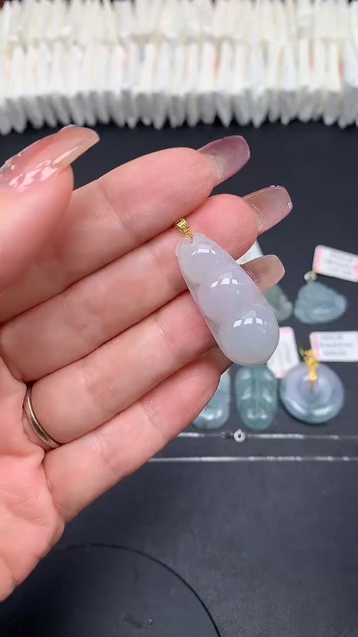 翡翠18K金镶嵌吊坠(不含链)MS190784