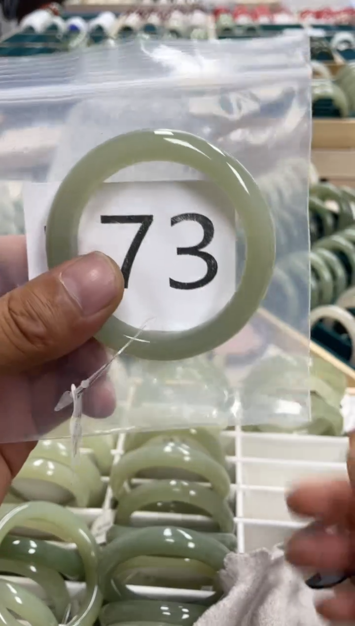 未镶嵌手镯和田玉和田玉手镯55.2 圈173 号