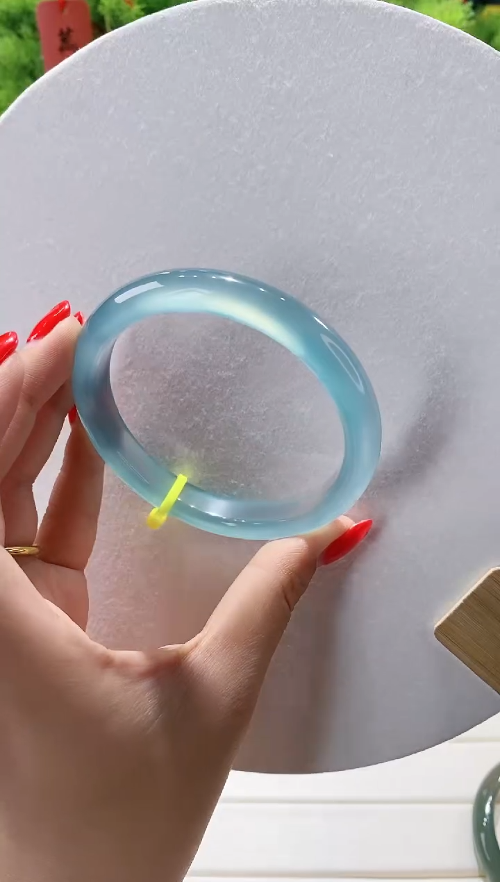 【闪购商品】玛瑙/玉髓手镯未镶嵌60-62