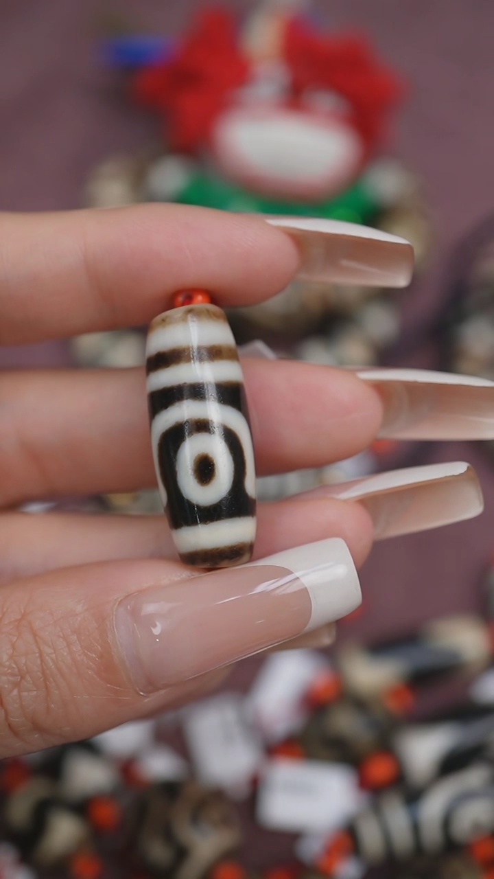 【闪购商品】玛瑙/玉髓颈饰未镶嵌蚀花玛瑙珠定制编绳