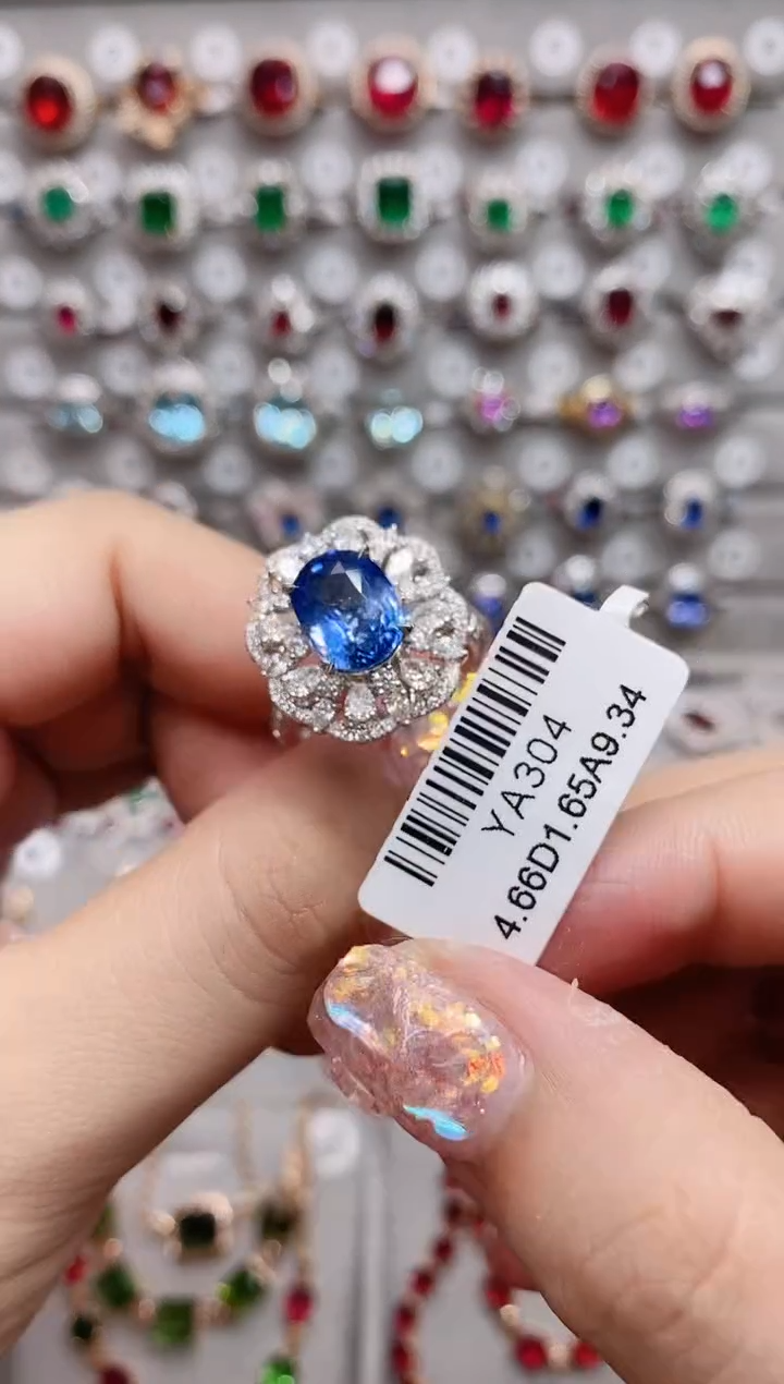 【闪购商品】蓝宝石18K金戒指18K金镶嵌·