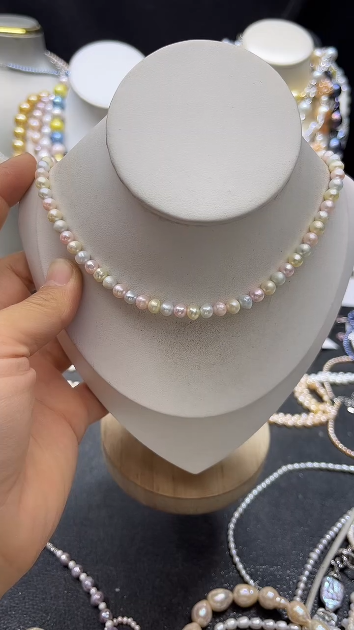 颈饰未镶嵌淡水珍珠多人