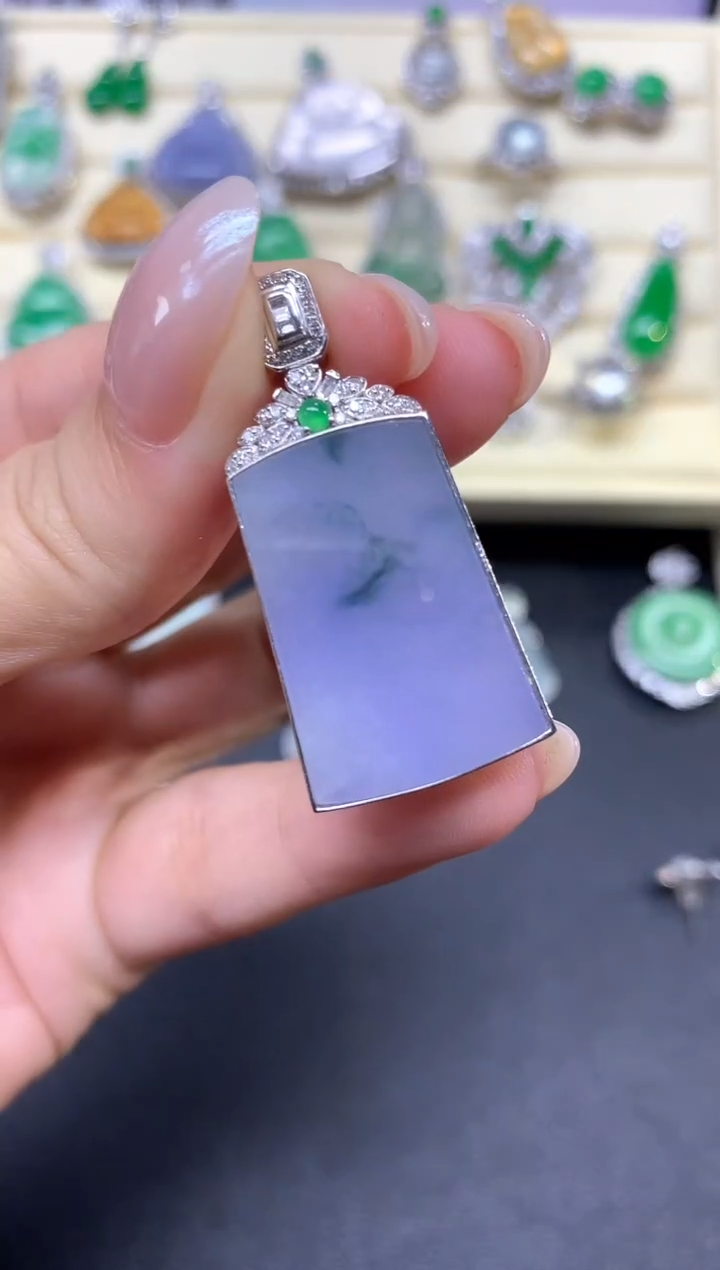 【闪购商品】翡翠吊坠(不含链)18K金镶嵌吊坠|5300+530