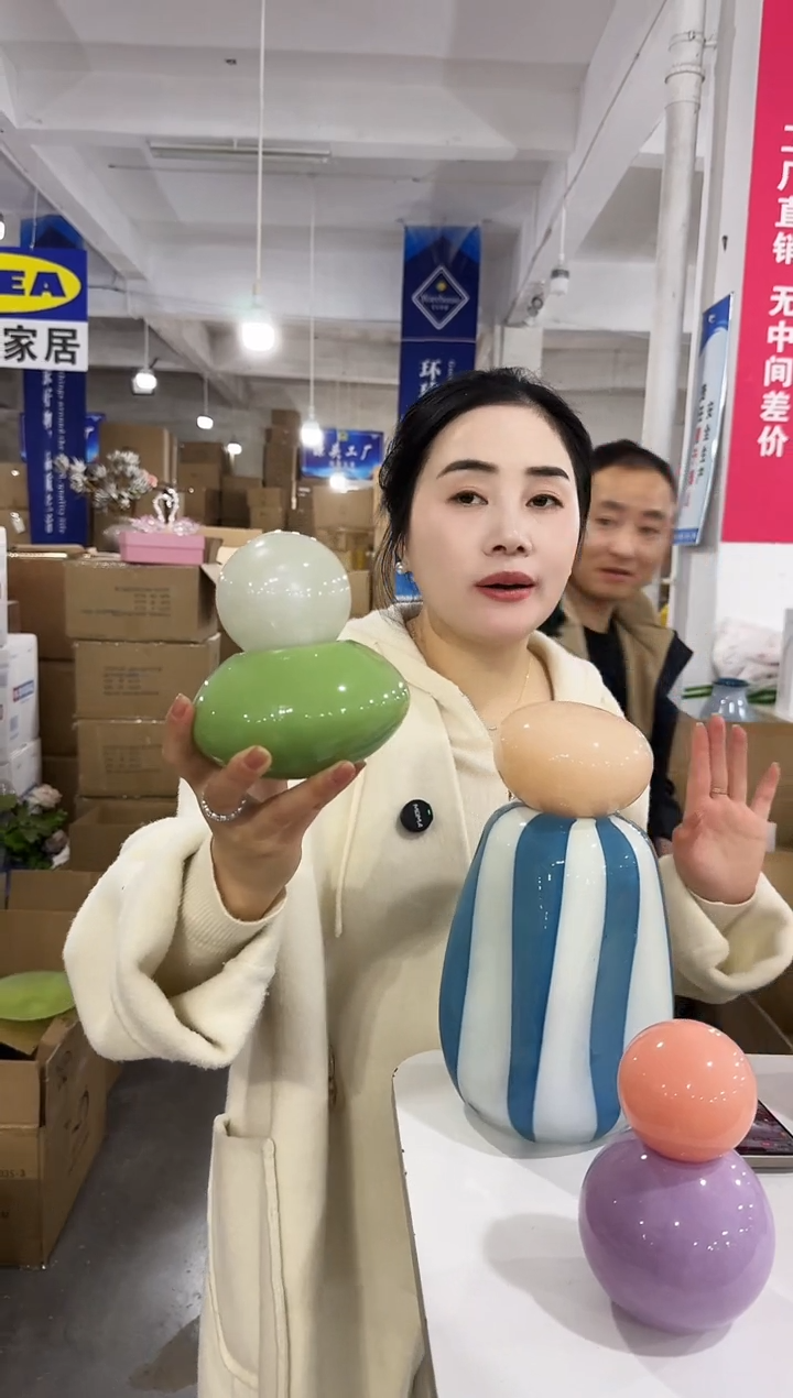 私花优选花瓶-邦邦手里绿色