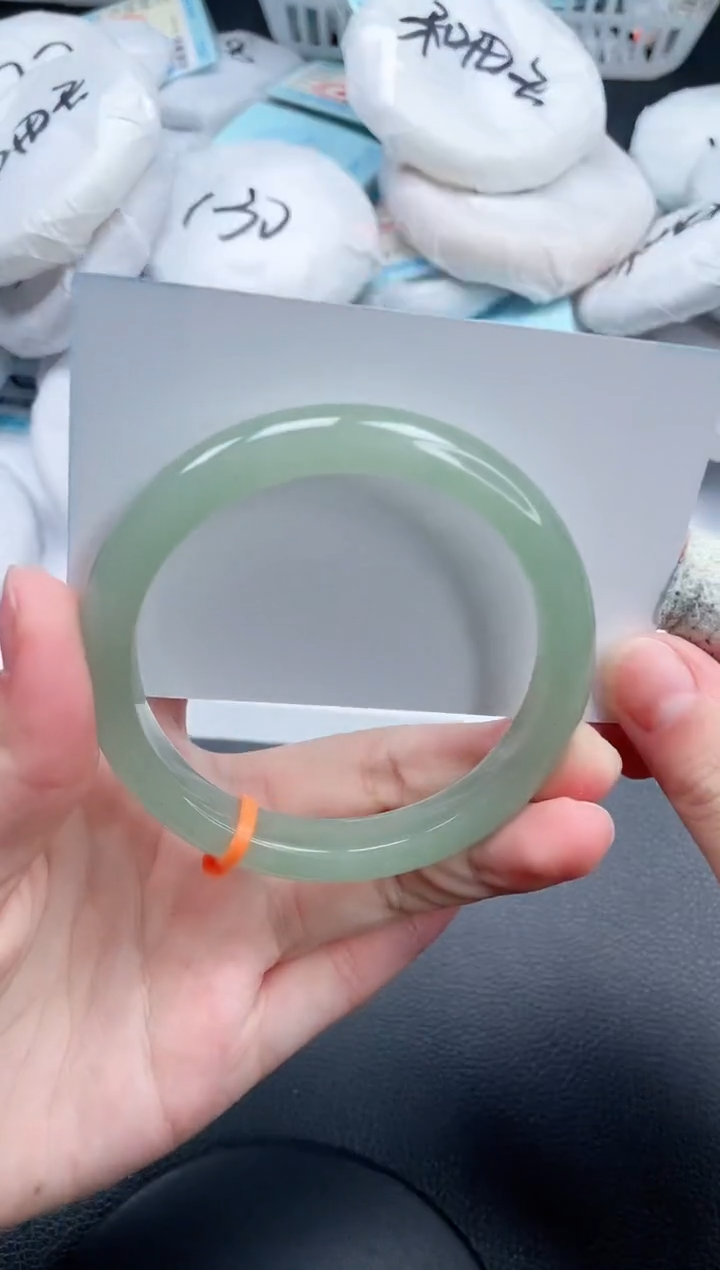 石英质玉手镯未镶嵌24V243-58