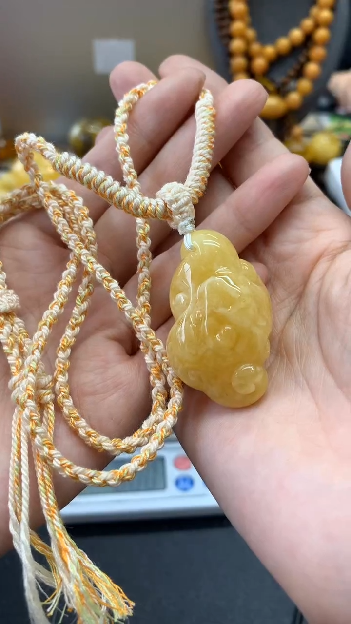 【闪购商品】未镶嵌琥珀珠宝奇石2994