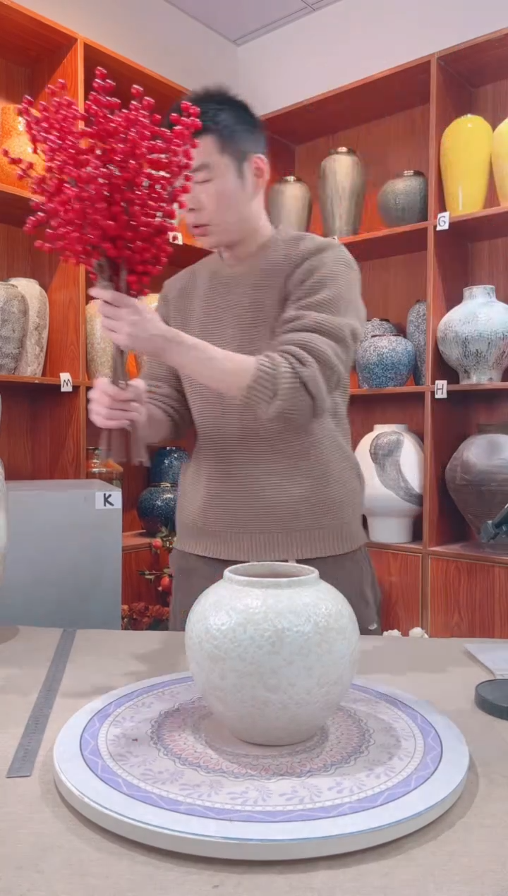 【闪购商品】瓶茶白 小号  陶瓷花瓶 无花