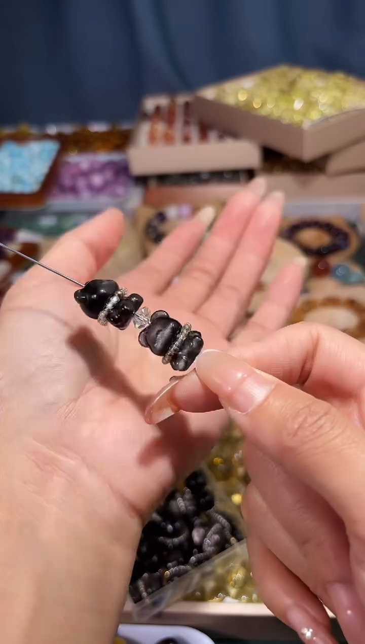 未镶嵌手串水晶银曜小熊一颗