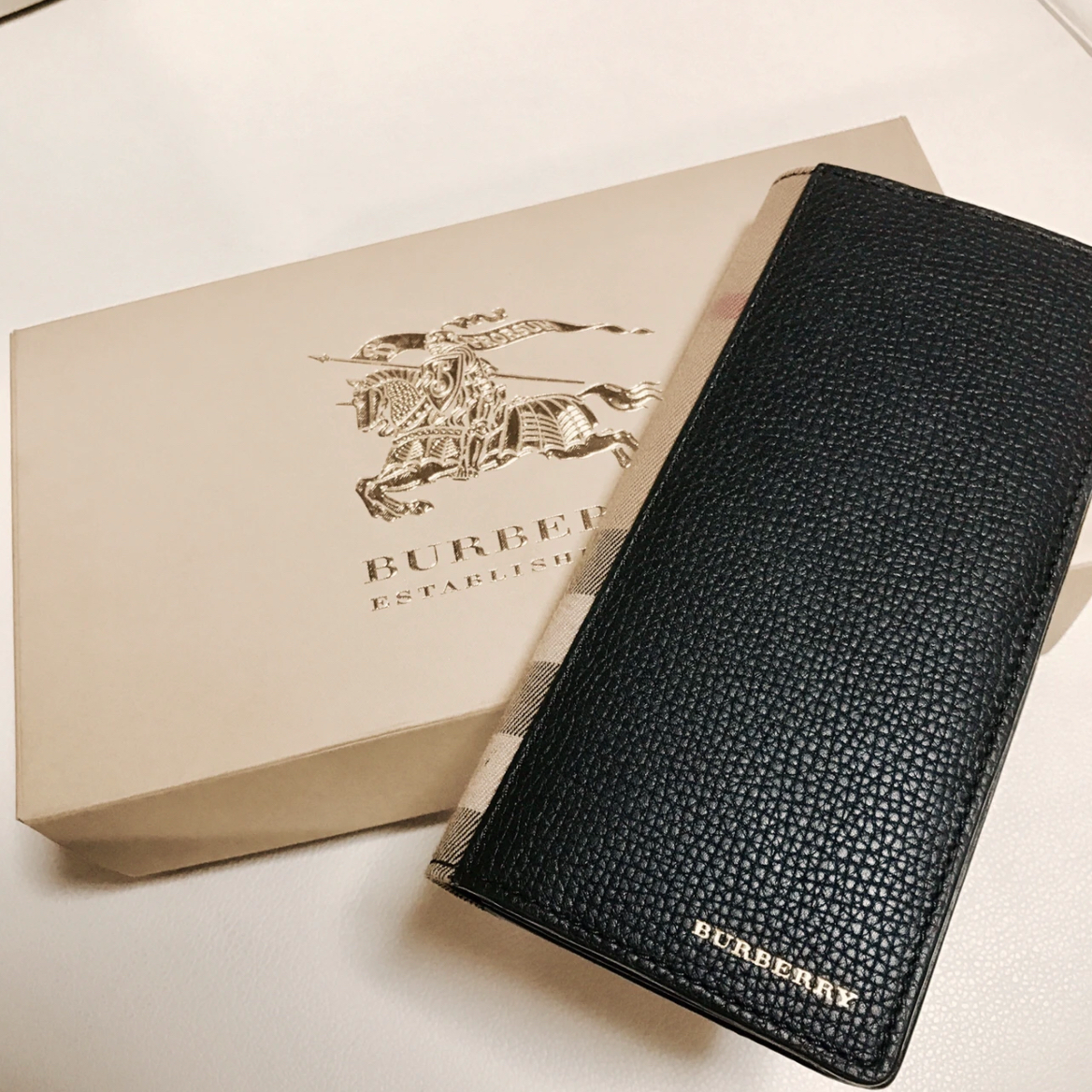 99新 BURBERRY/博柏利 巴宝莉钱包/Z134