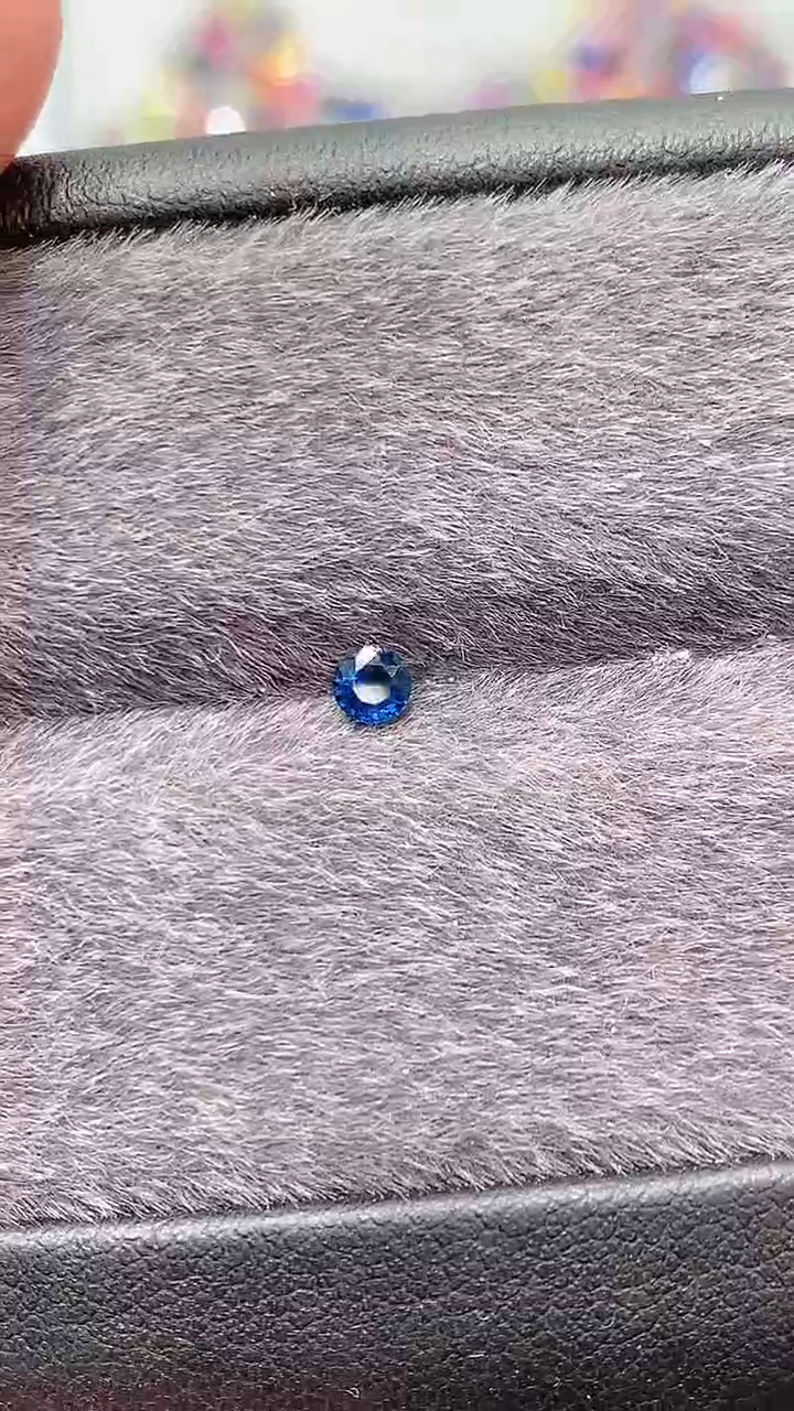 【闪购商品】蓝宝石裸石未镶嵌皇家蓝