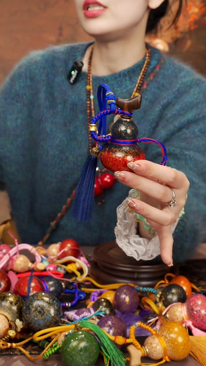 159--大漆开口小葫芦----178