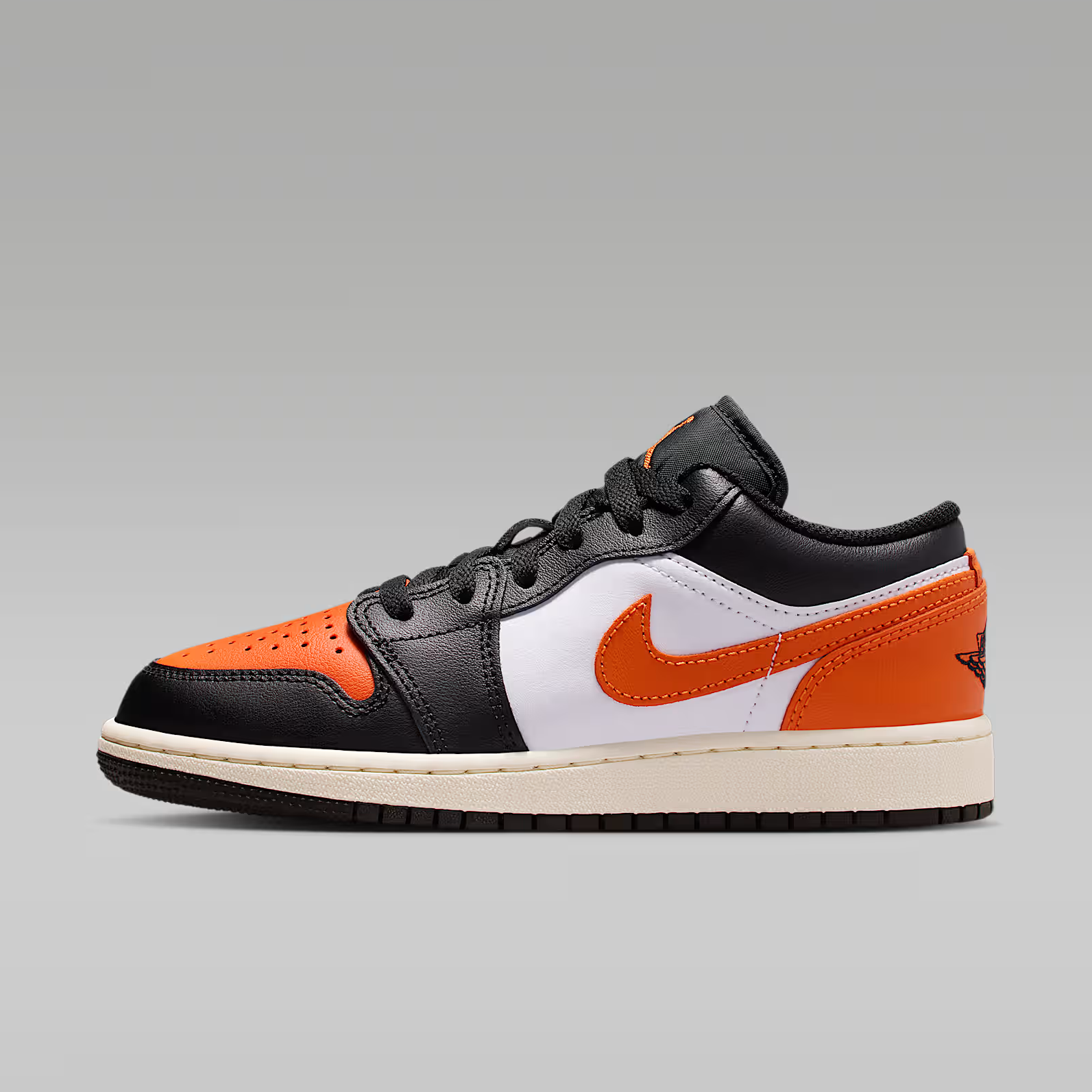 NIKE/耐克【商场同款】AJ1 GS 女子小扣碎黑橙休闲板鞋553560081