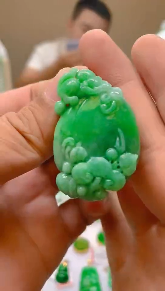 【闪购商品】翡翠颈饰未镶嵌 新号开播，全场乱卖