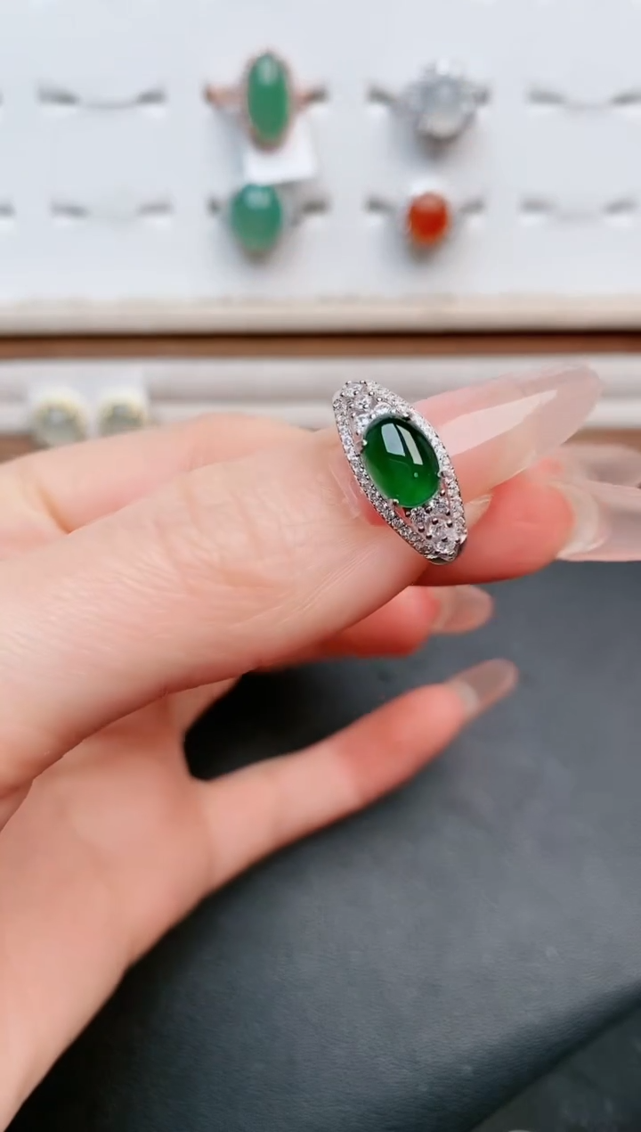 【闪购商品】翡翠戒指银S925镶嵌....