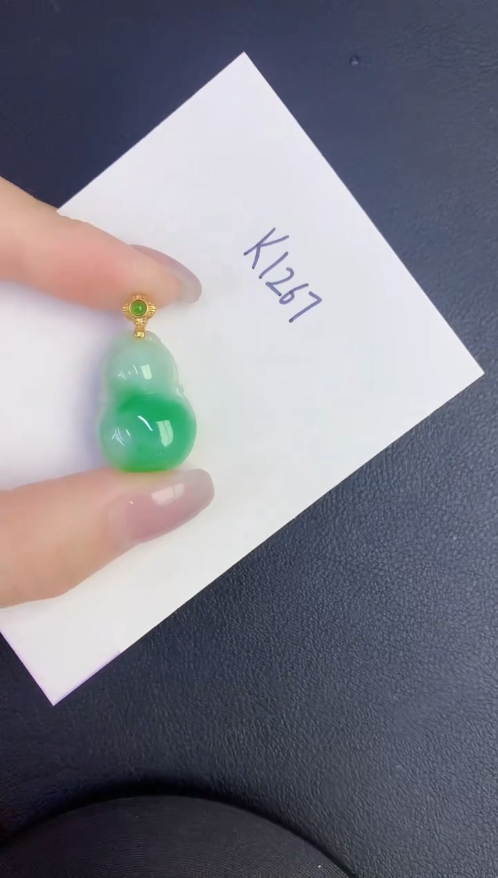 颈饰未镶嵌翡翠缅甸天然翡翠A货