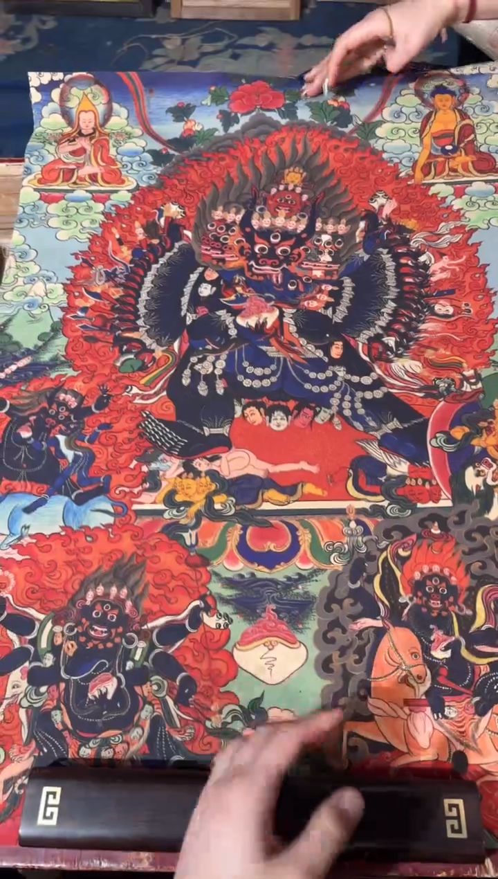 卷轴画龙妹的唐卡tk16