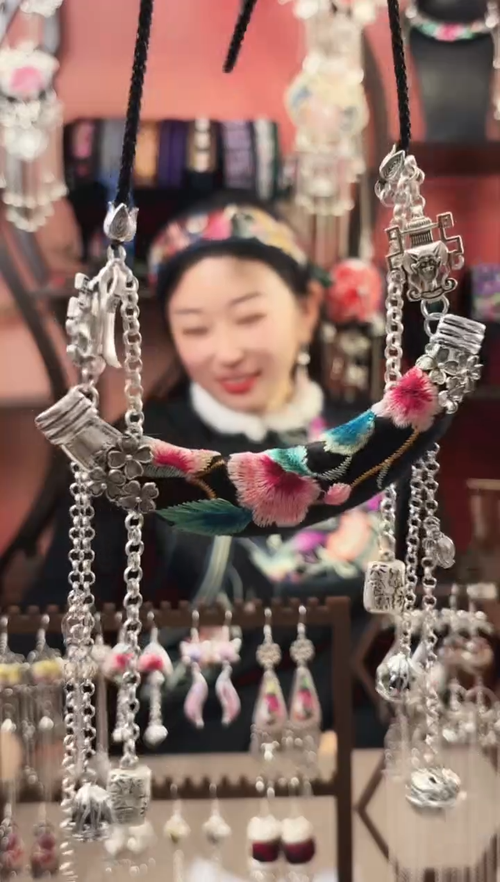 织绣织绣民族风非遗老绣饰品122